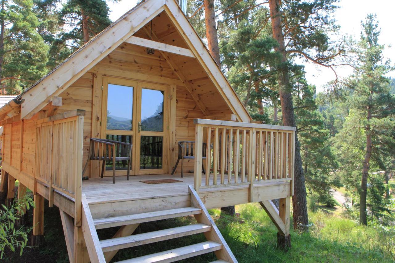 Cabane Lodge Domaine Du Lac Chambon Murol Exterior foto