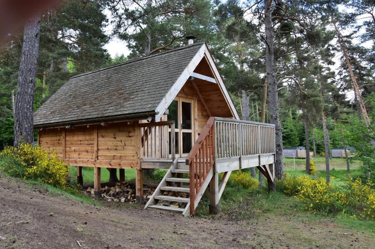 Cabane Lodge Domaine Du Lac Chambon Murol Exterior foto